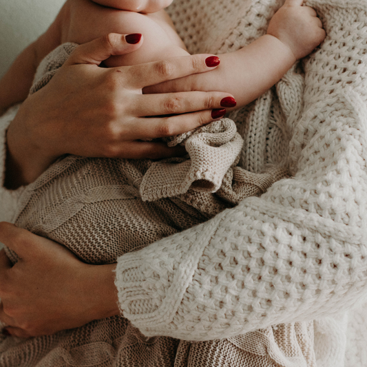 Nourishing Your Infant - Options for 0-6 Months